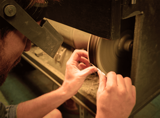 PRECISION EDGE Shear Sharpening